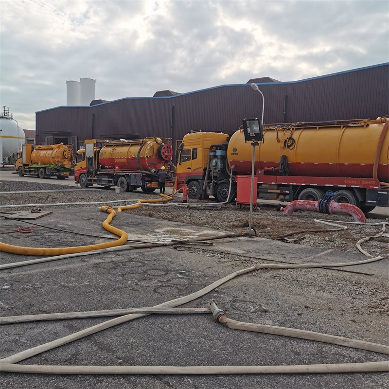 岚山污水池清理