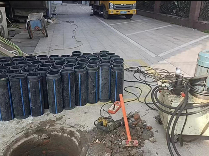 岚山PE置换管厂家 DN315置换管 非开挖管短管置换